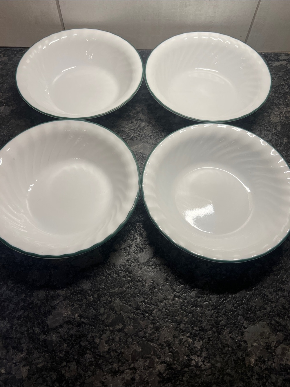 Corelle Calloway Ivy White and Green Soup Bowls. Great condition. - Set of 4
